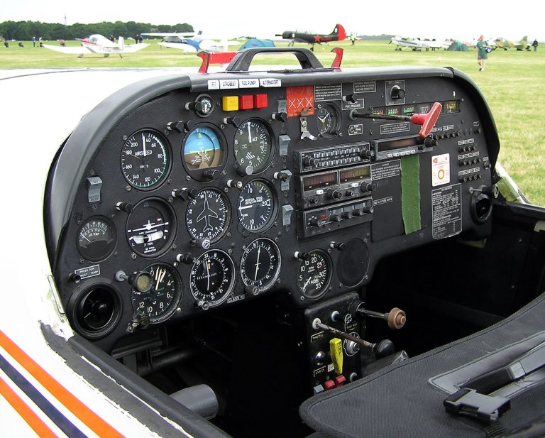 AGK.10 – 飛行儀表和誤差